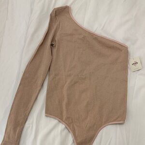 Free People One-Shoulder Long-Sleeve Bodysuit in Dusty Rose
